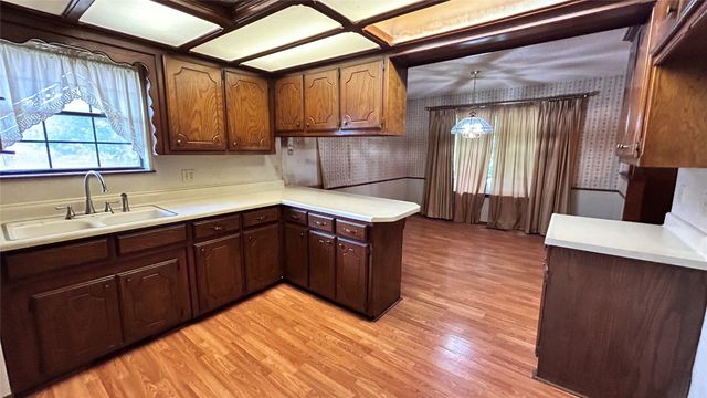 6216 Cloverlawn Court, Oklahoma City, OK 73135