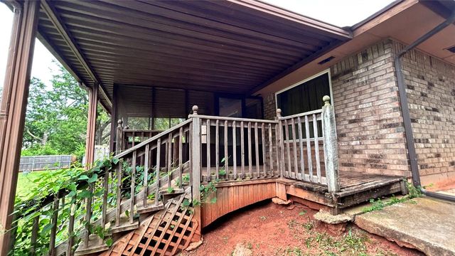 6216 Cloverlawn Court, Oklahoma City, OK 73135
