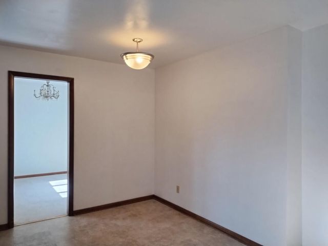 1040 Azalea Drive, Munster, IN 46321