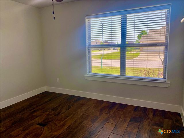 2705 Crystal Ann Drive, Temple, TX 76502