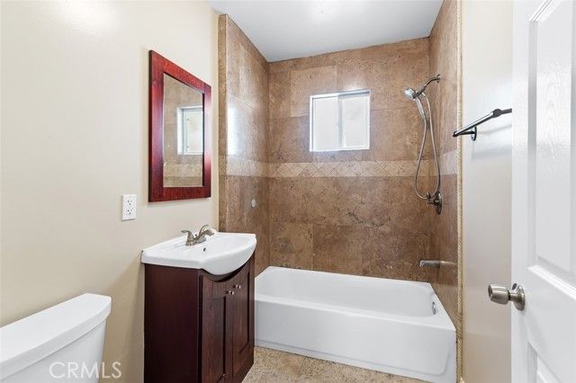 18005 Bullock, Encino (los Angeles), CA 91316