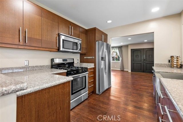 18005 Bullock, Encino (los Angeles), CA 91316