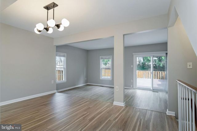 4445 HOLLY AVE, Fairfax, VA 22030