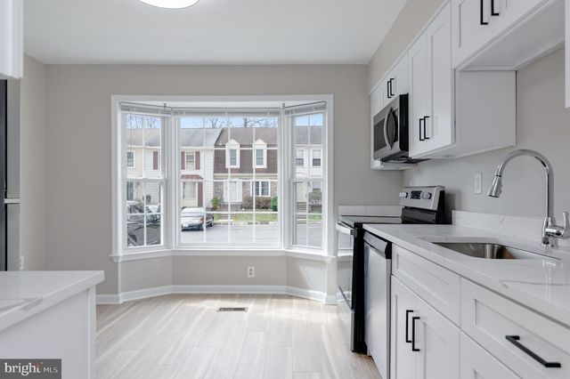 4445 HOLLY AVE, Fairfax, VA 22030