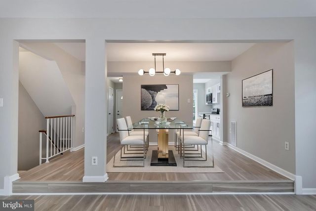 4445 HOLLY AVE, Fairfax, VA 22030