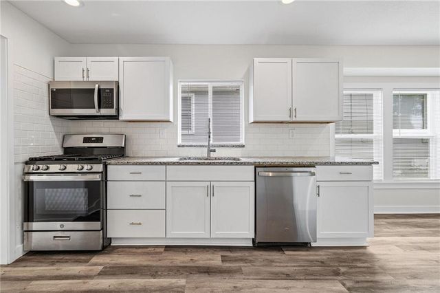 4614 Waverly Avenue, Kansas City, KS 66104