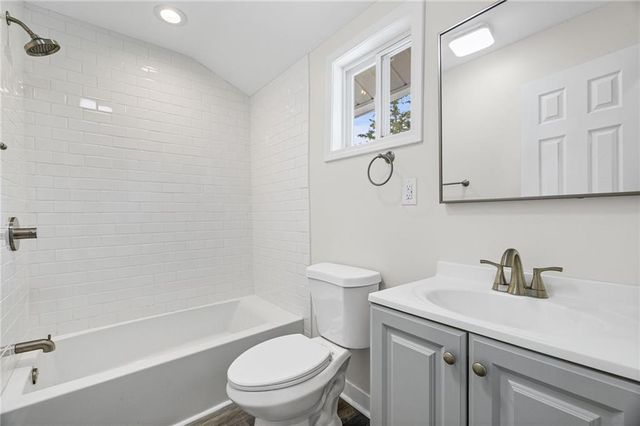 4614 Waverly Avenue, Kansas City, KS 66104