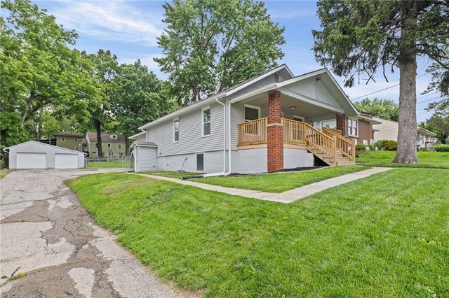 4614 Waverly Avenue, Kansas City, KS 66104
