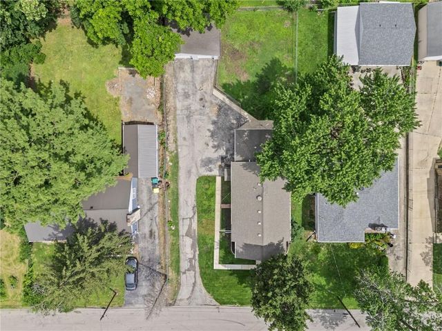 4614 Waverly Avenue, Kansas City, KS 66104