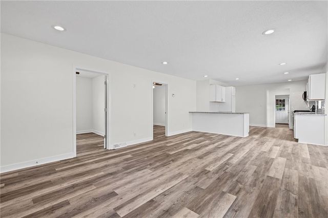 4614 Waverly Avenue, Kansas City, KS 66104