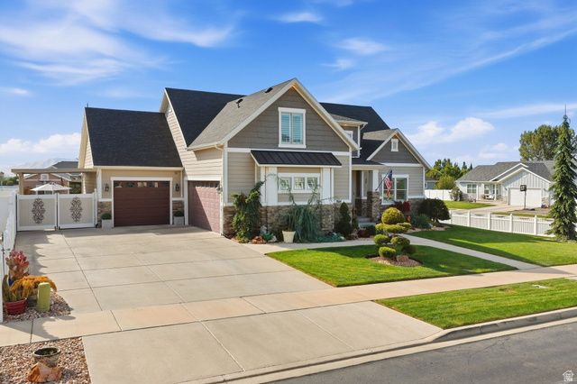 864 S 100 E, Salem, UT 84653