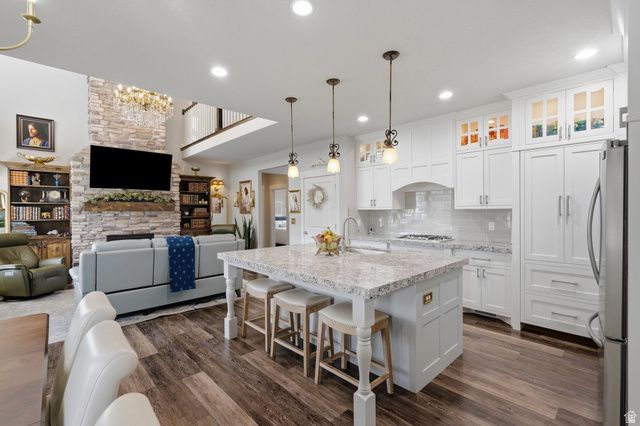 864 S 100 E, Salem, UT 84653