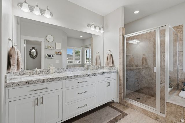 864 S 100 E, Salem, UT 84653