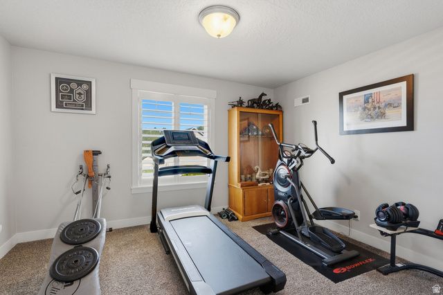 864 S 100 E, Salem, UT 84653