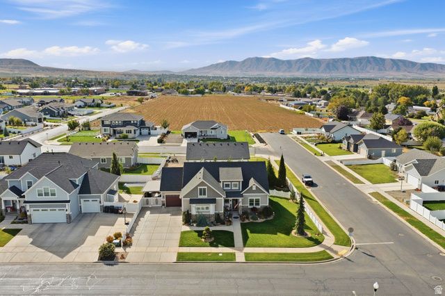 864 S 100 E, Salem, UT 84653