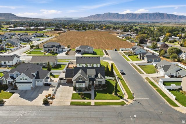 864 S 100 E, Salem, UT 84653