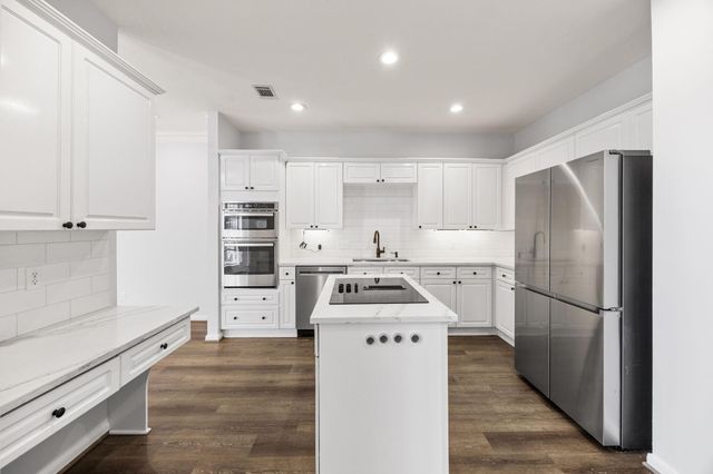 1723 Gingerleaf Lane, Houston, TX 77055