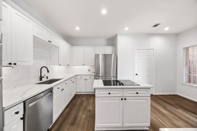1723 Gingerleaf Lane, Houston, TX 77055