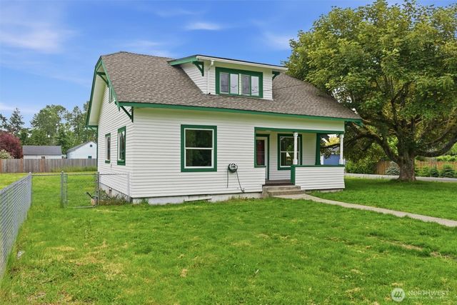 10302 E 40th Avenue, Tacoma, WA 98446