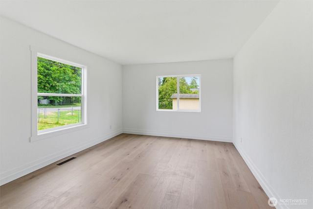 10302 E 40th Avenue, Tacoma, WA 98446