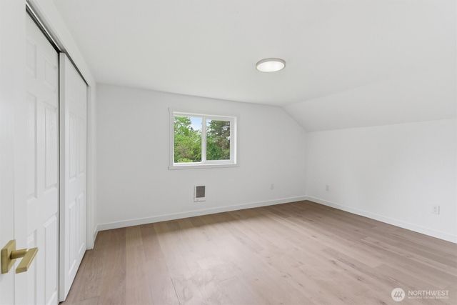 10302 E 40th Avenue, Tacoma, WA 98446