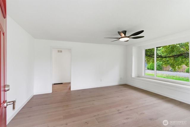 10302 E 40th Avenue, Tacoma, WA 98446