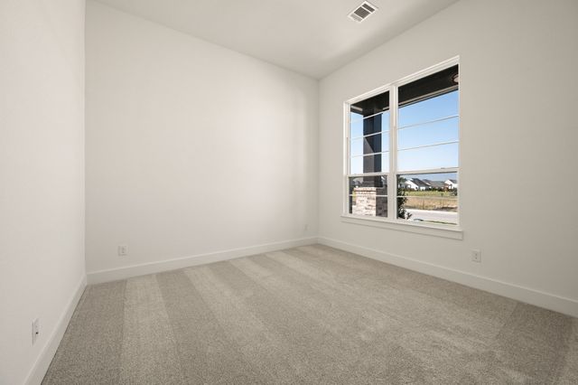 704 Blackbird Drive, Aledo, TX 76008