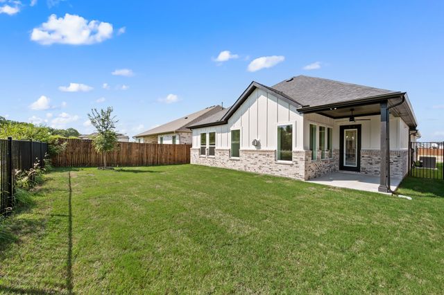 704 Blackbird Drive, Aledo, TX 76008