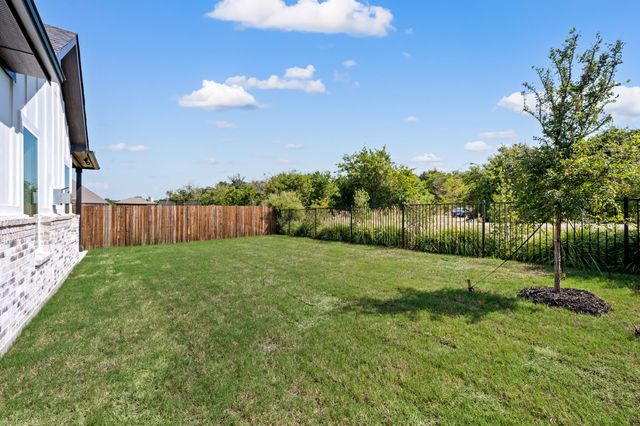 704 Blackbird Drive, Aledo, TX 76008