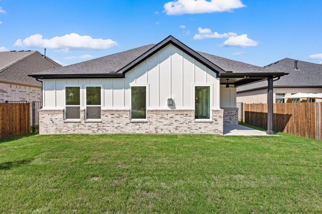 704 Blackbird Drive, Aledo, TX 76008