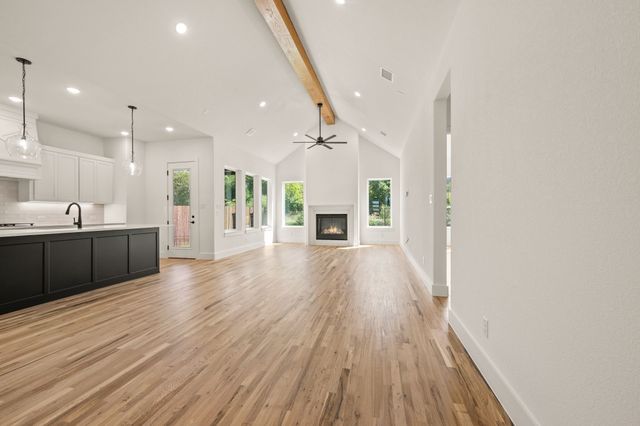 704 Blackbird Drive, Aledo, TX 76008