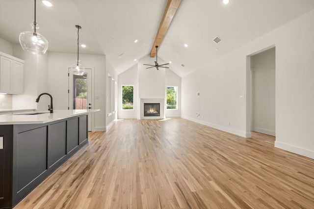 704 Blackbird Drive, Aledo, TX 76008