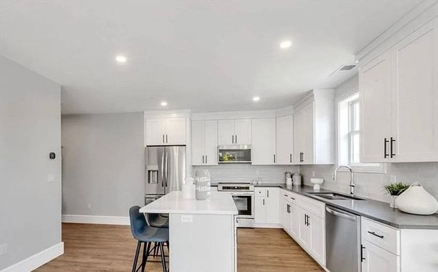 1000 Washington Street 205, Dedham, MA 02026