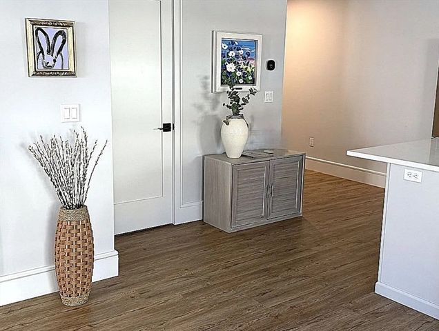 1000 Washington Street 205, Dedham, MA 02026