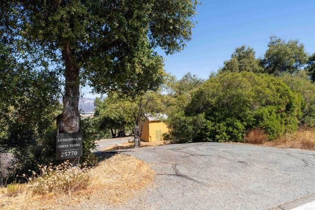 25770 E GRADE ROAD, Santa Ysabel, CA 92070