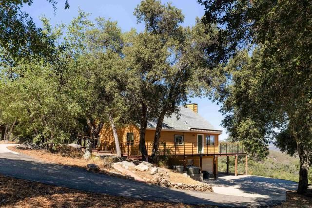 25770 E GRADE ROAD, Santa Ysabel, CA 92070