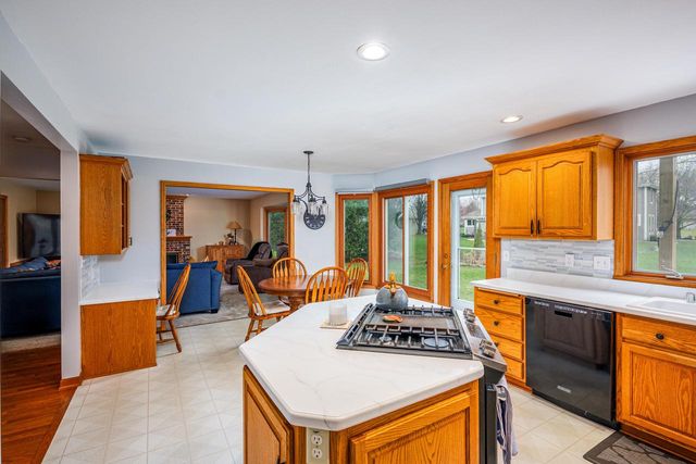 8316 Dora LANE, Mount Pleasant, WI 53406