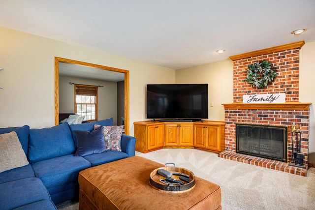 8316 Dora LANE, Mount Pleasant, WI 53406