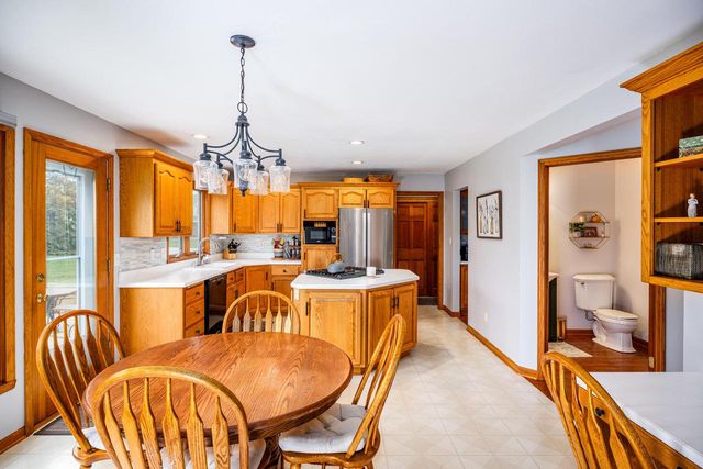8316 Dora LANE, Mount Pleasant, WI 53406
