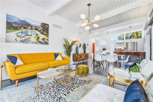 302 E Racquet Club Drive, Palm Springs, CA 92262