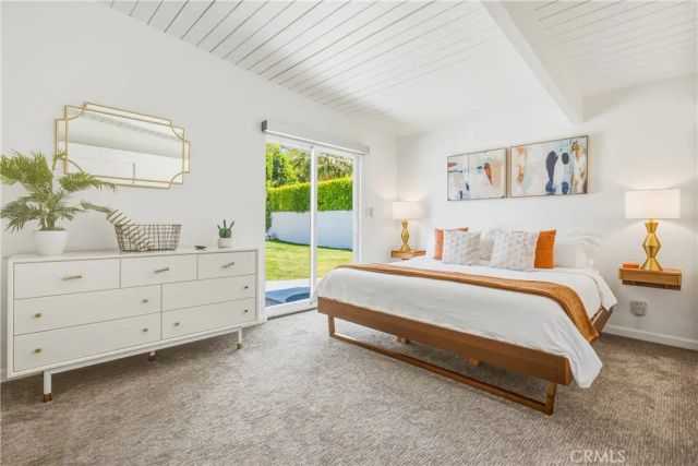 302 E Racquet Club Drive, Palm Springs, CA 92262