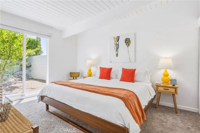 302 E Racquet Club Drive, Palm Springs, CA 92262
