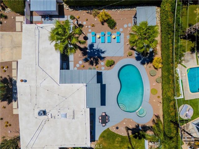 302 E Racquet Club Drive, Palm Springs, CA 92262