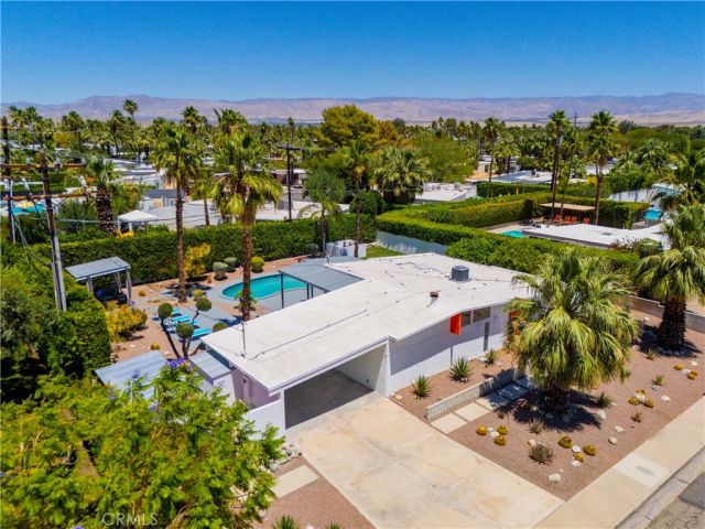 302 E Racquet Club Drive, Palm Springs, CA 92262
