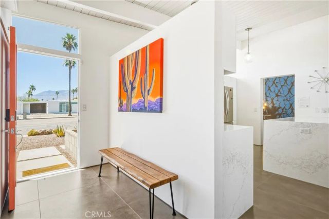 302 E Racquet Club Drive, Palm Springs, CA 92262
