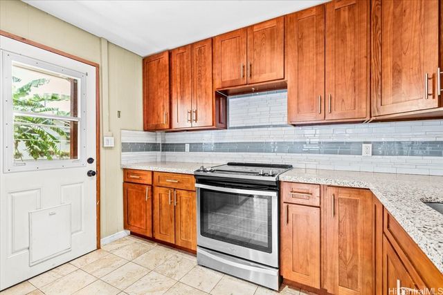 87-885 Hakeakea Street, Waianae, HI 96792