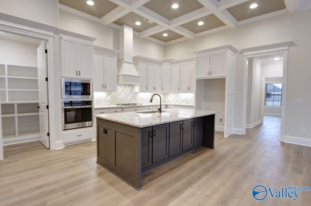 26457 Old Town Drive, Athens, AL 35613