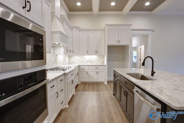 26457 Old Town Drive, Athens, AL 35613