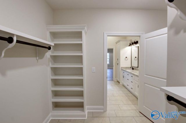 26457 Old Town Drive, Athens, AL 35613