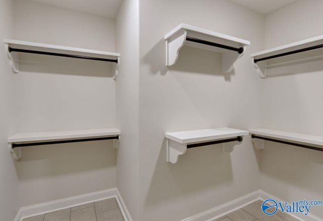 26457 Old Town Drive, Athens, AL 35613